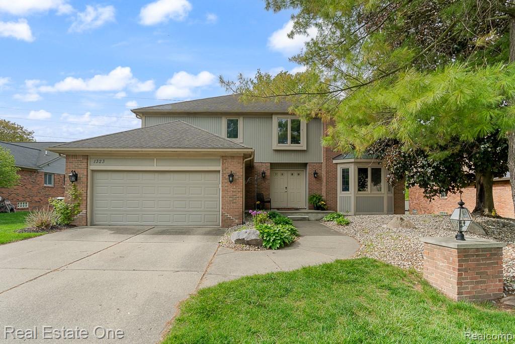 1323 Bembridge Drive