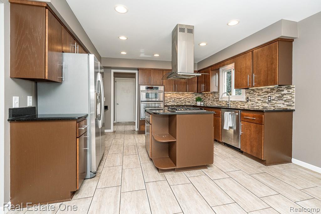 1323 Bembridge Drive