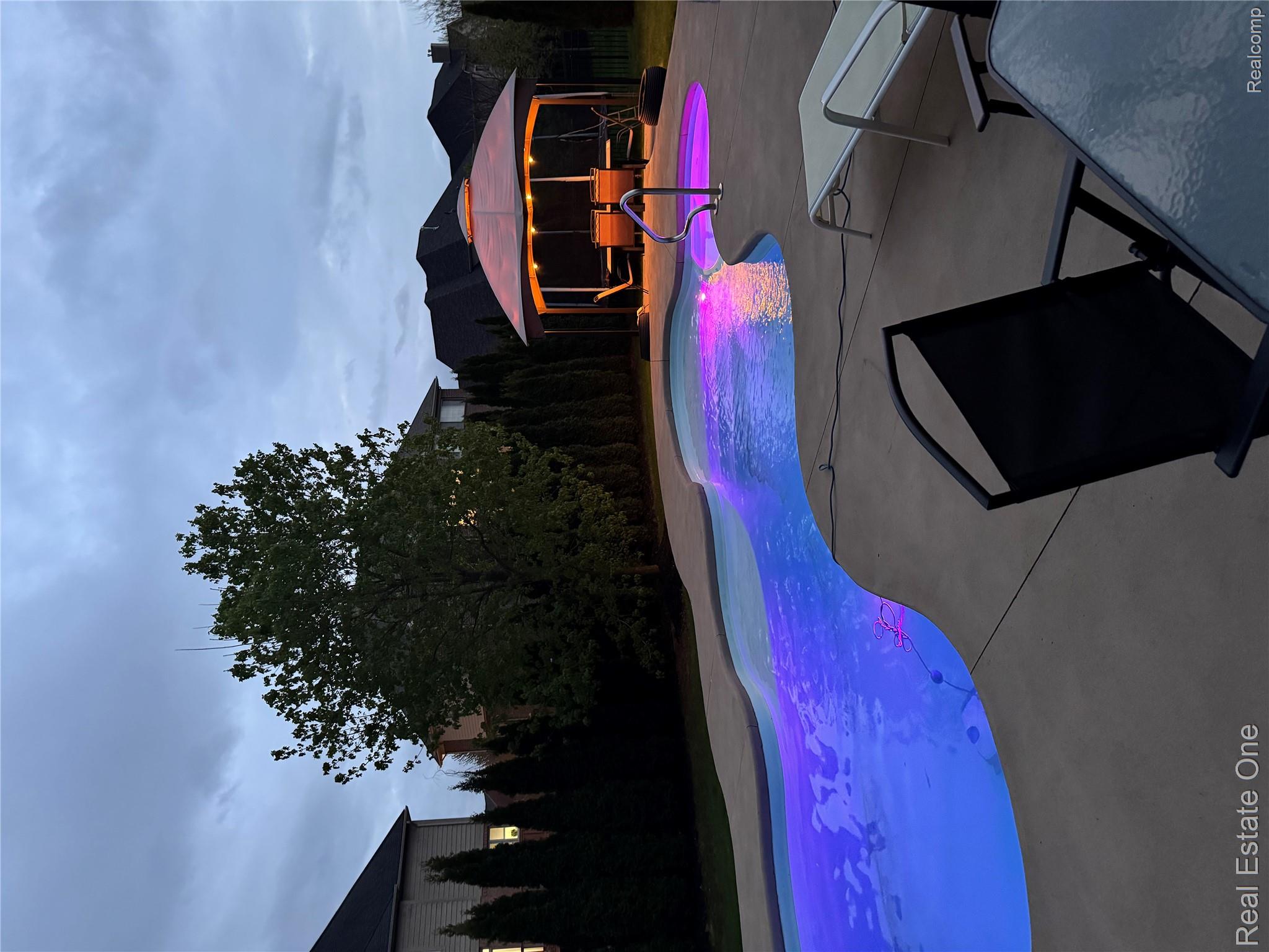1520 Galena