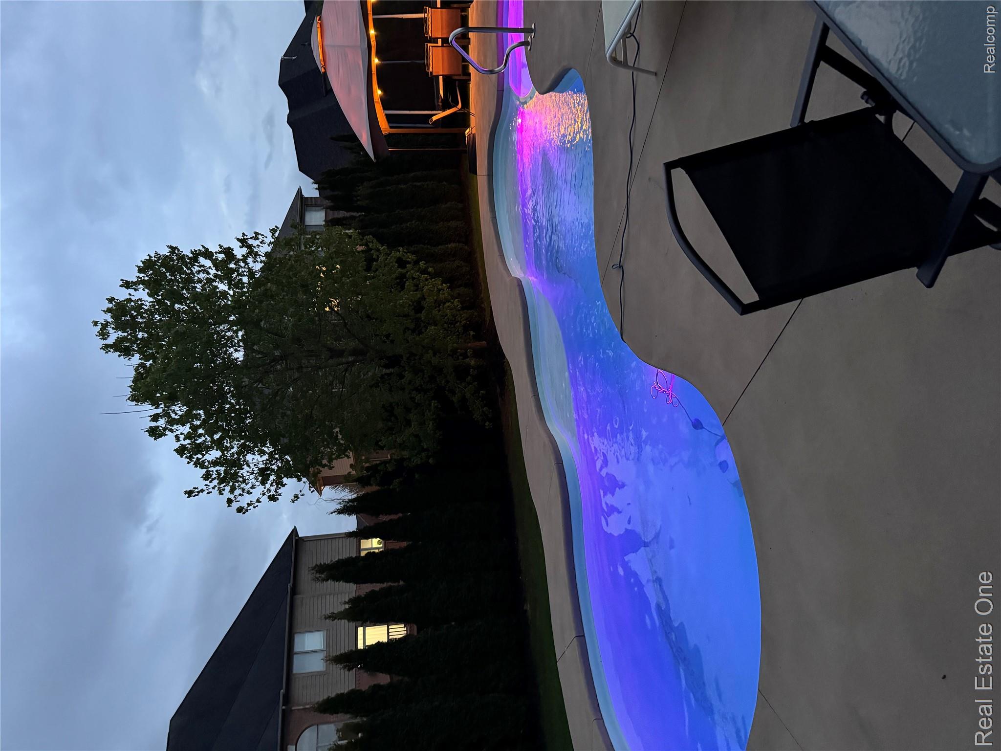 1520 Galena
