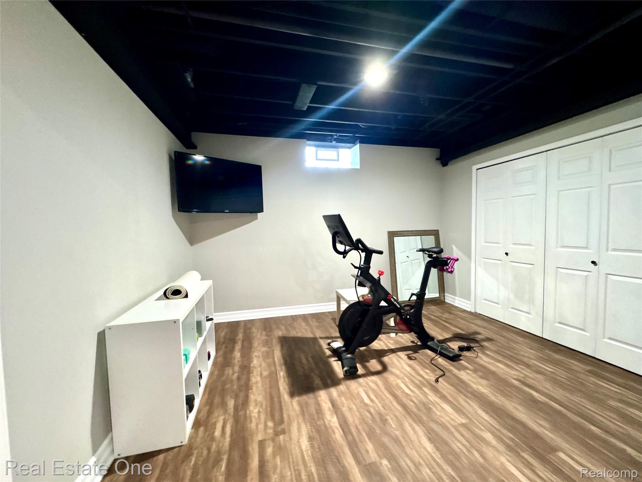 419 Roundview Drive