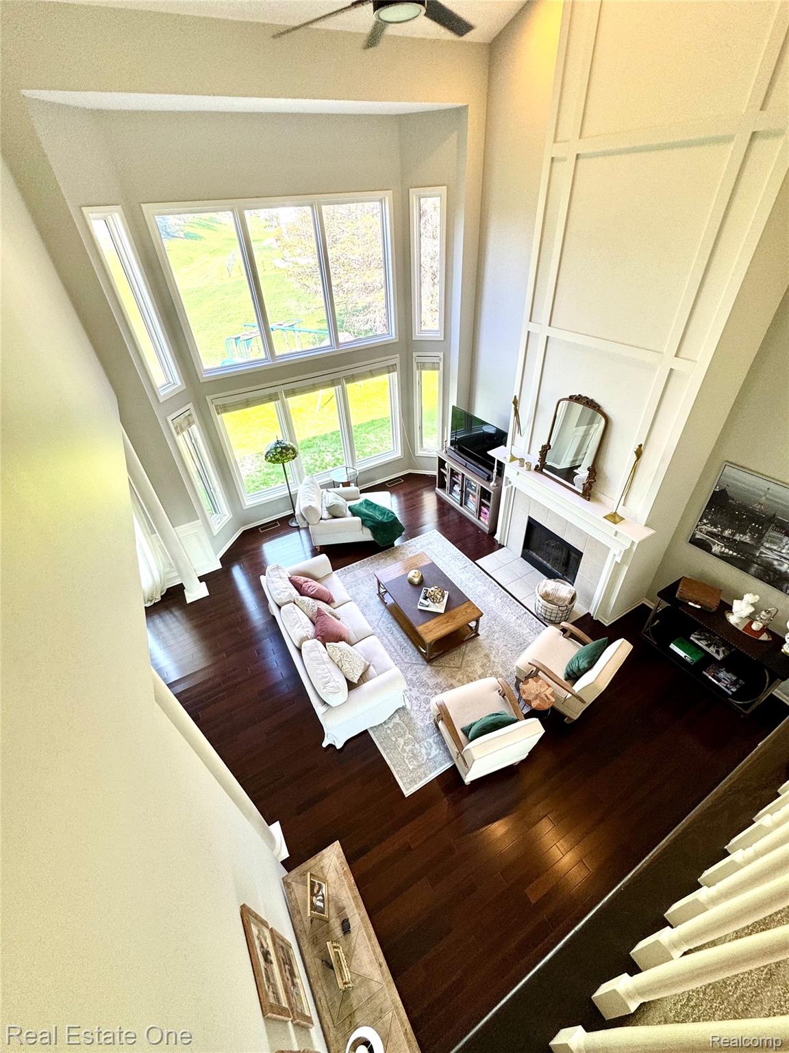 419 Roundview Drive