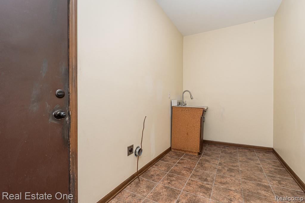 1020 Hidden Lane