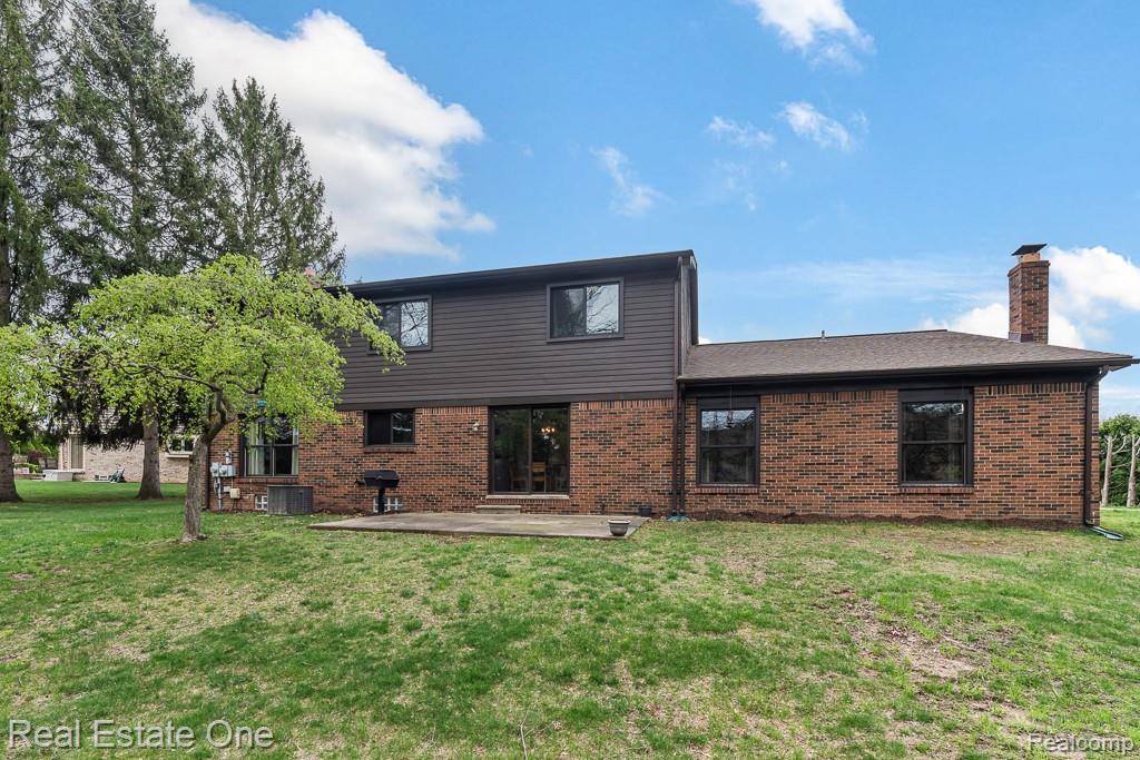 1020 Hidden Lane
