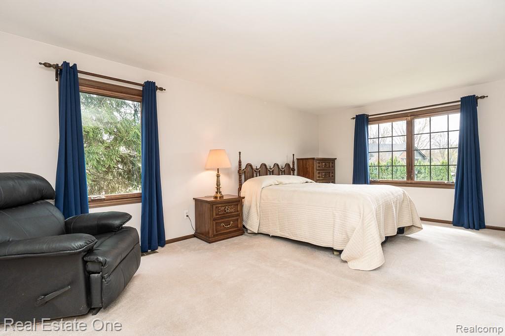 1020 Hidden Lane