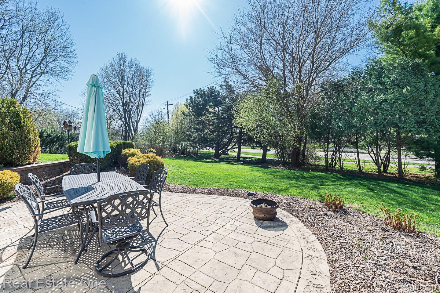 1841 Fair Oak Court