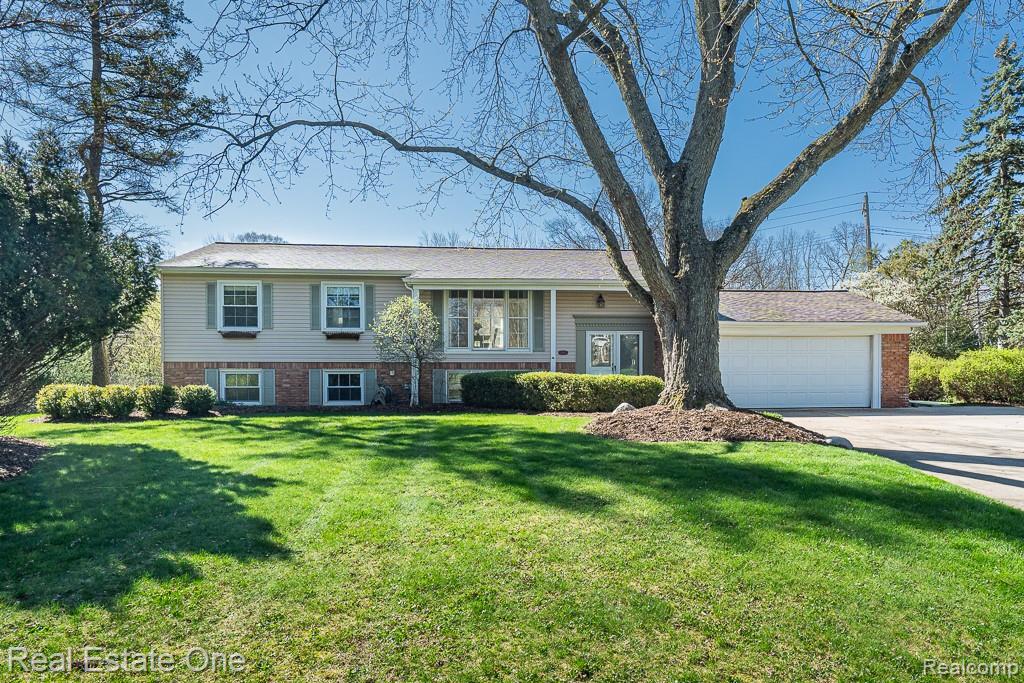 1841 Fair Oak Court