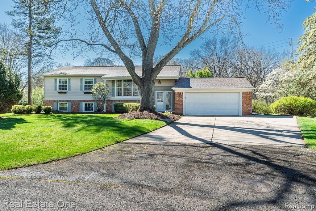 1841 Fair Oak Court