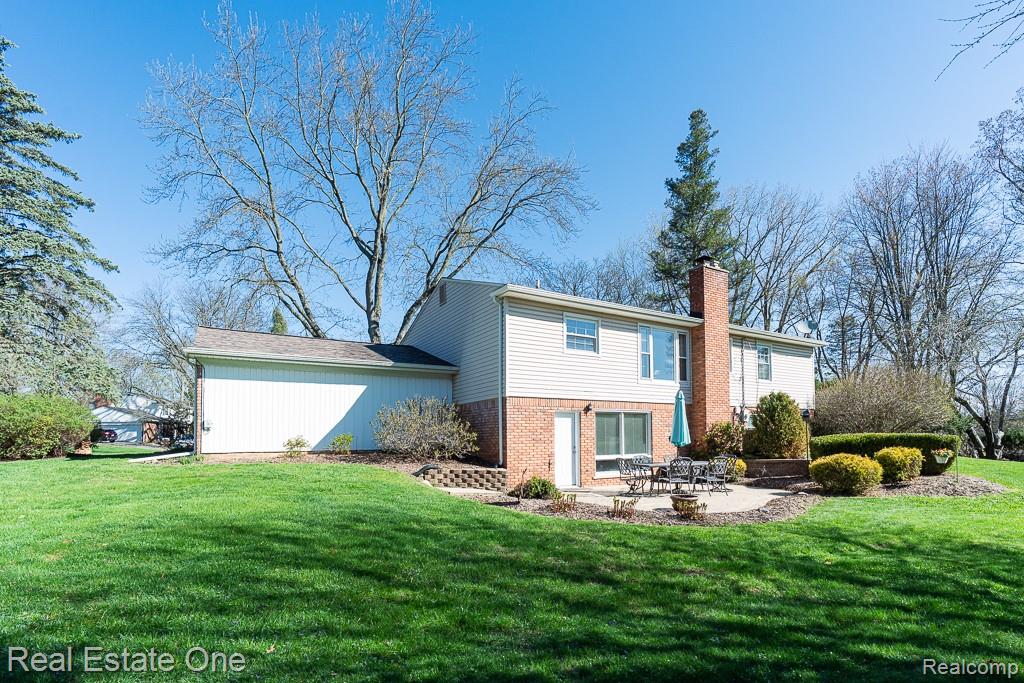 1841 Fair Oak Court