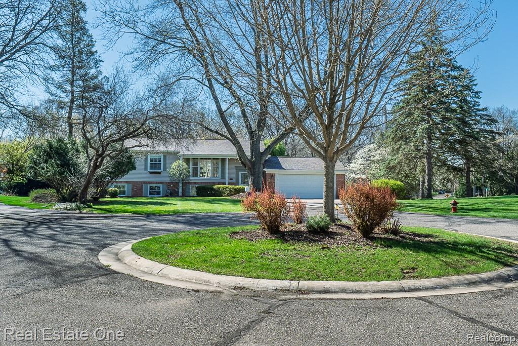 1841 Fair Oak Court