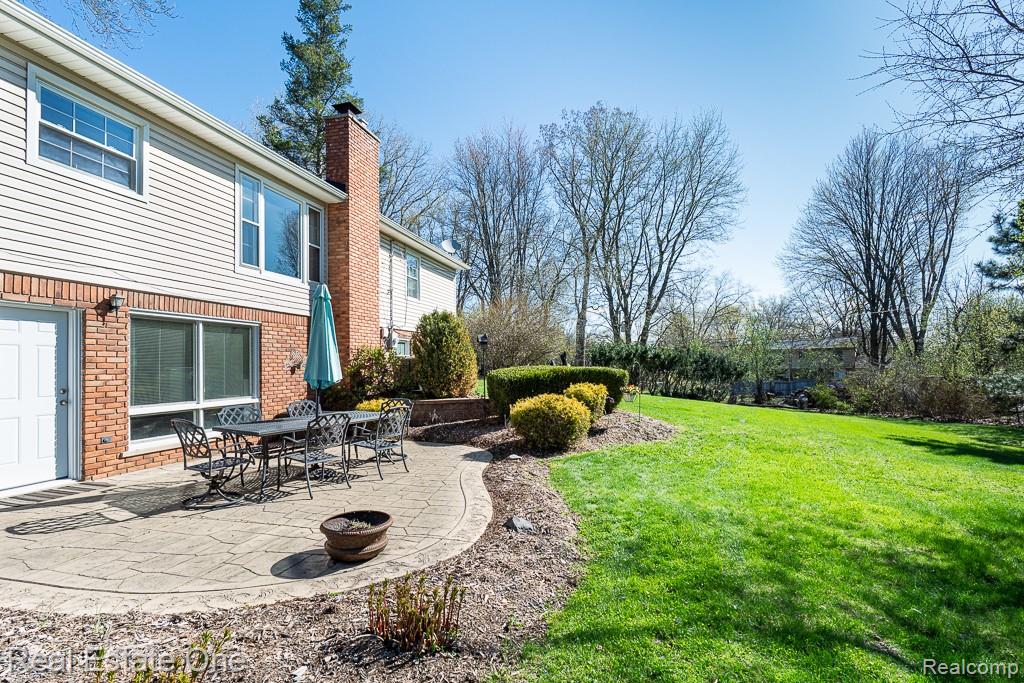 1841 Fair Oak Court