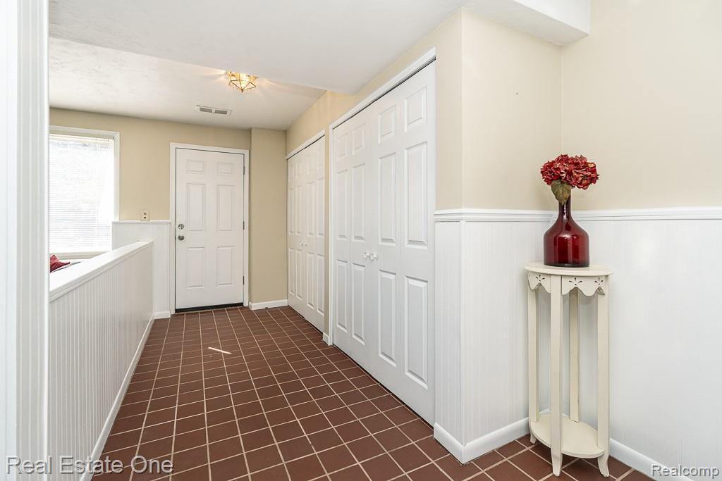 1841 Fair Oak Court