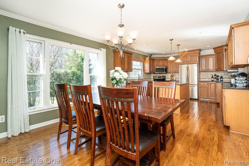 1841 Fair Oak Court