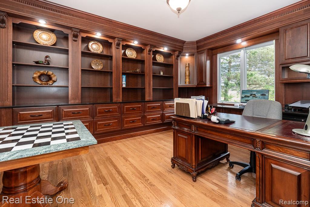 2483 Spyglass Drive