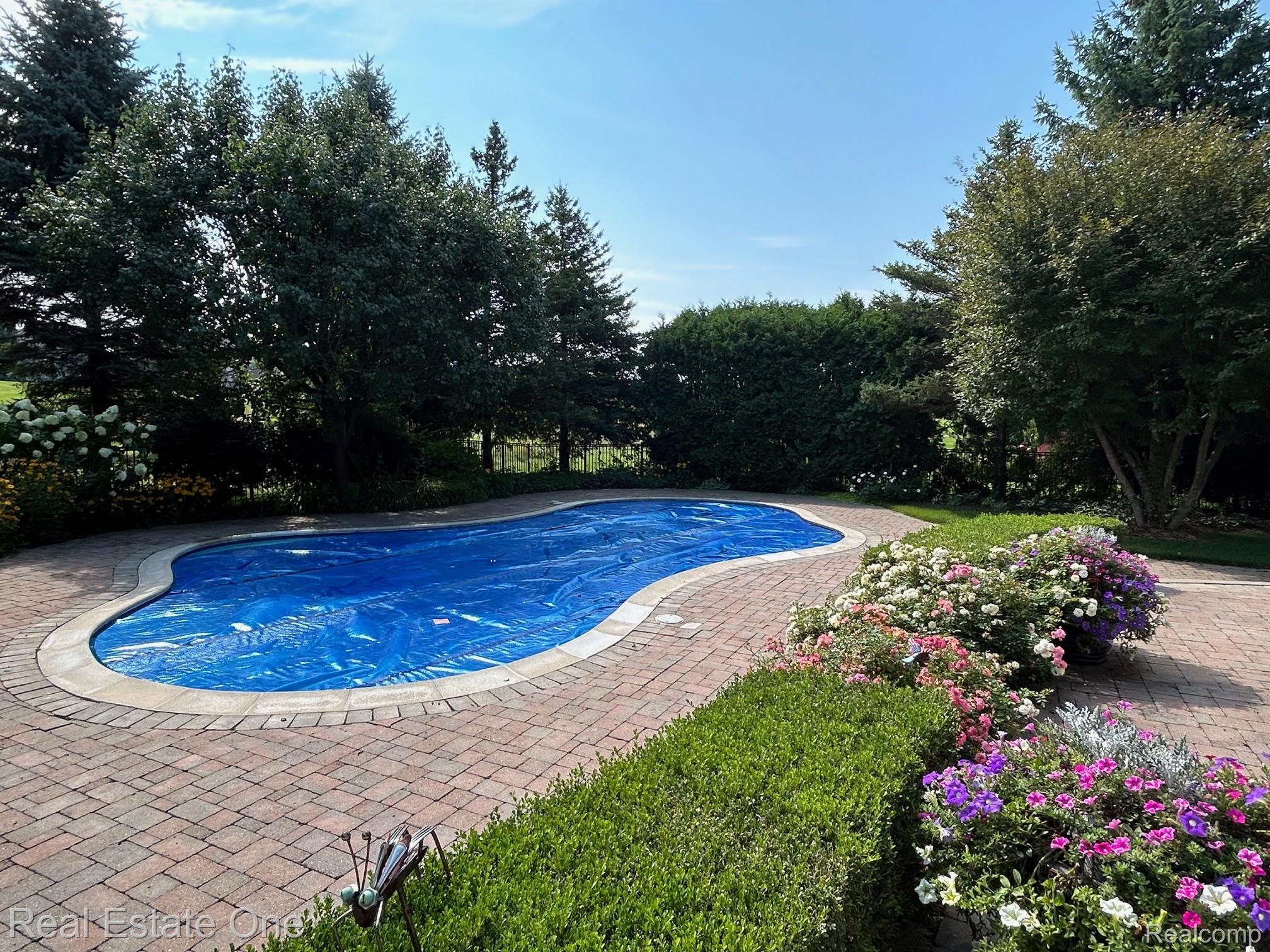 2483 Spyglass Drive