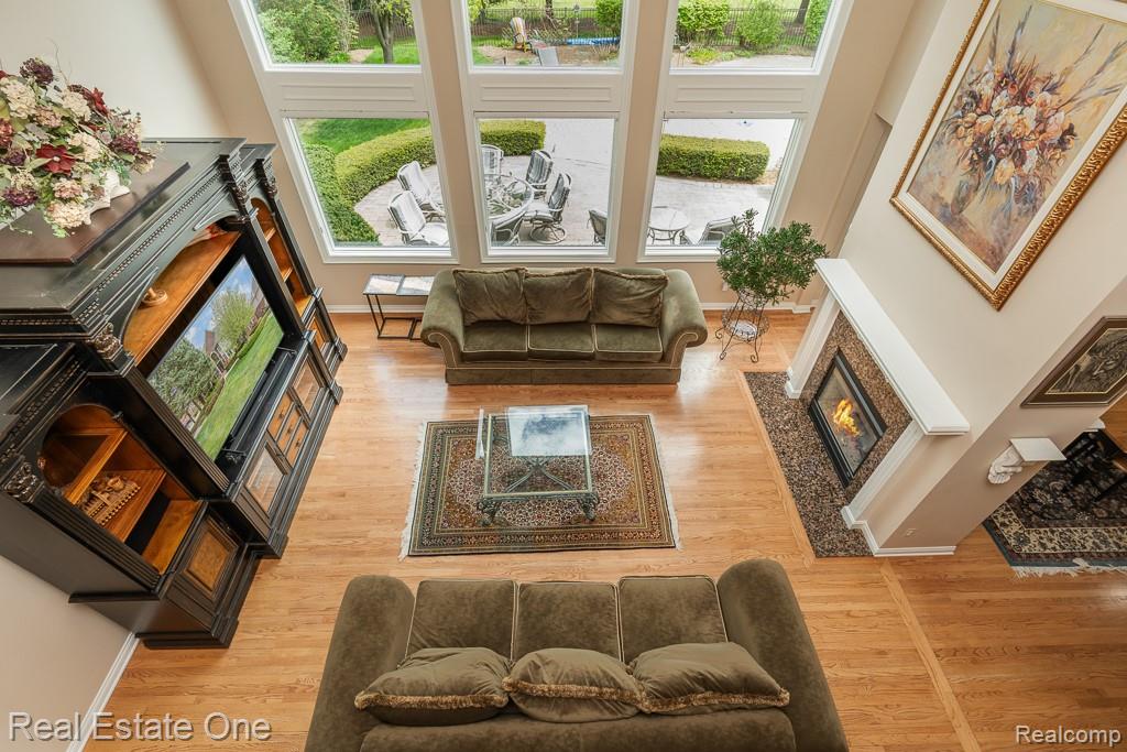 2483 Spyglass Drive