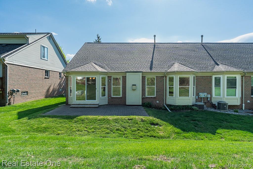 1110 Churchill Circle