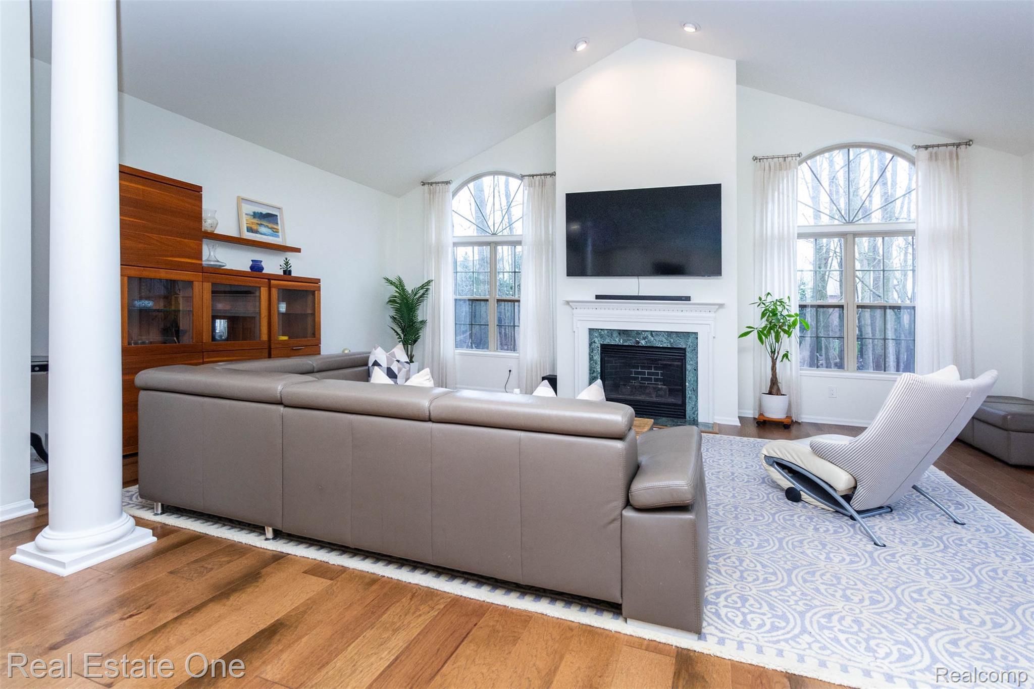 3585 Winding Brook Circle Unit: 89