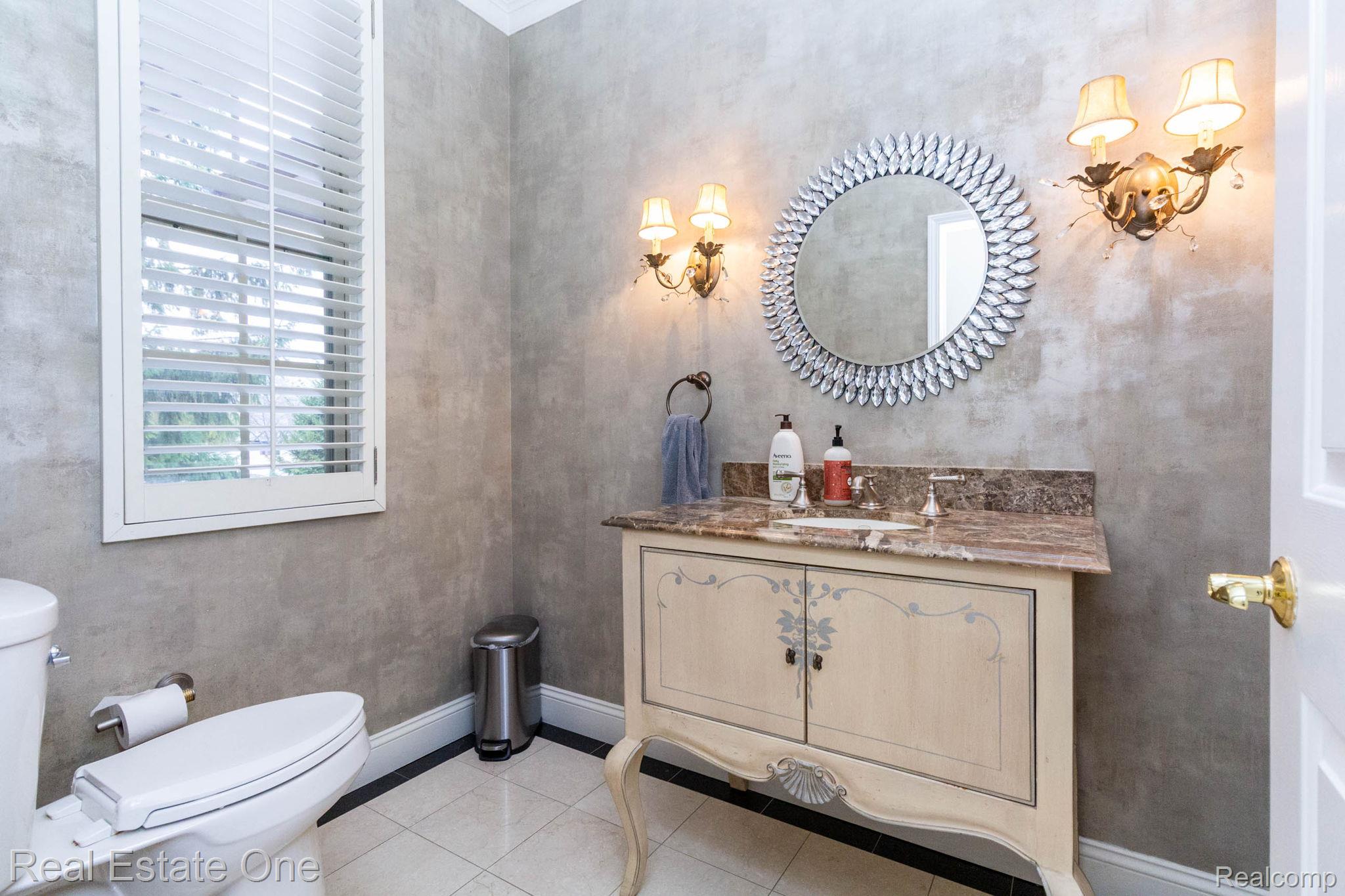 3585 Winding Brook Circle Unit: 89