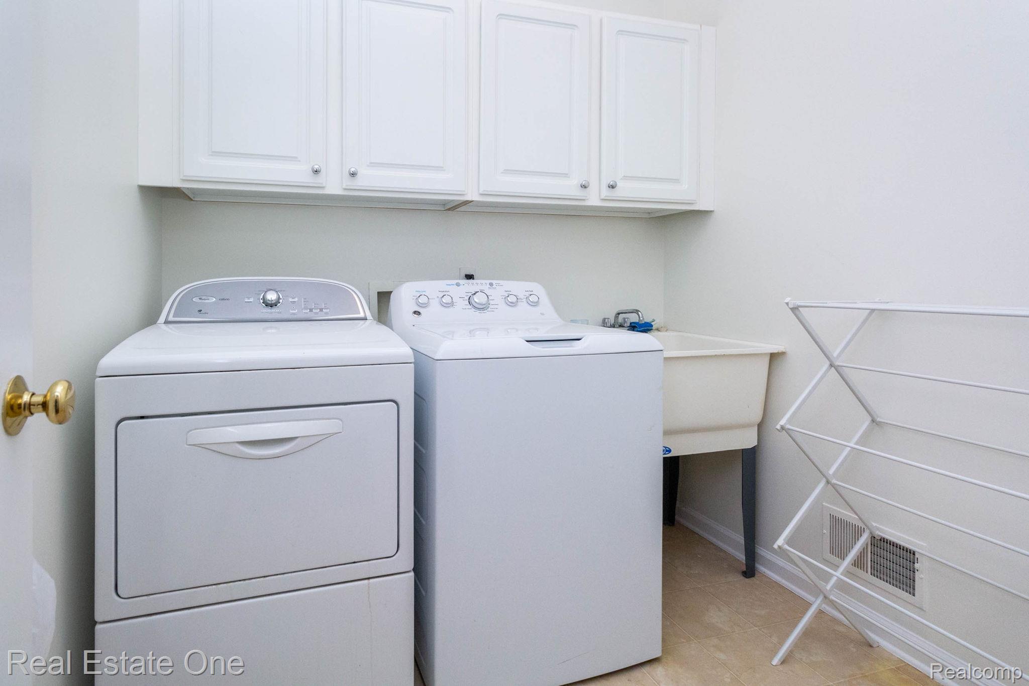 3585 Winding Brook Circle Unit: 89