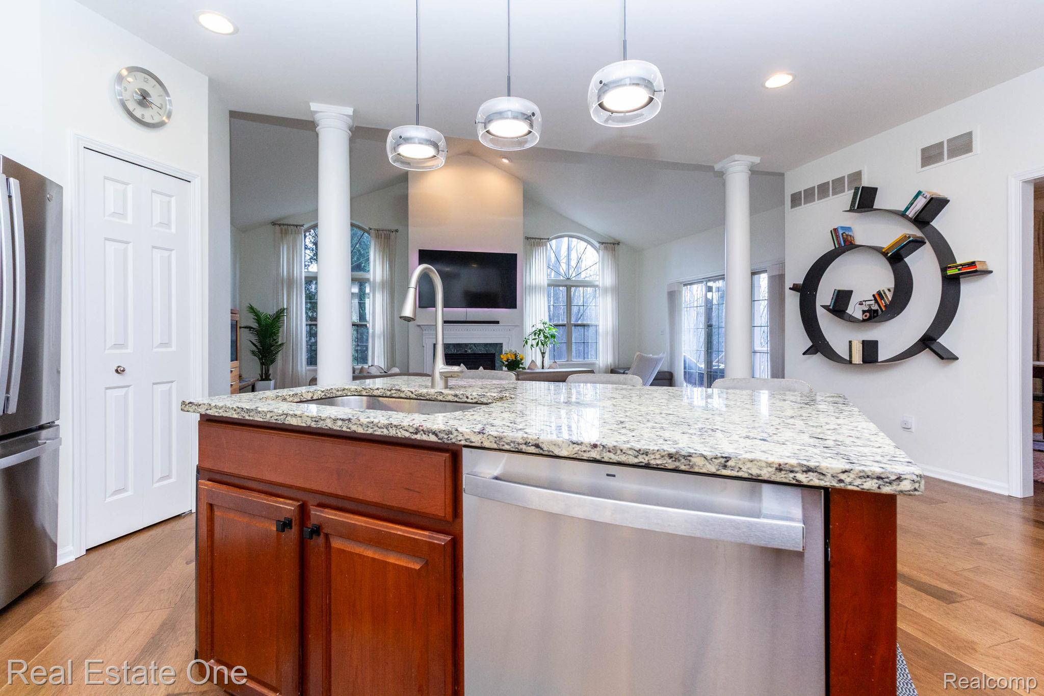 3585 Winding Brook Circle Unit: 89