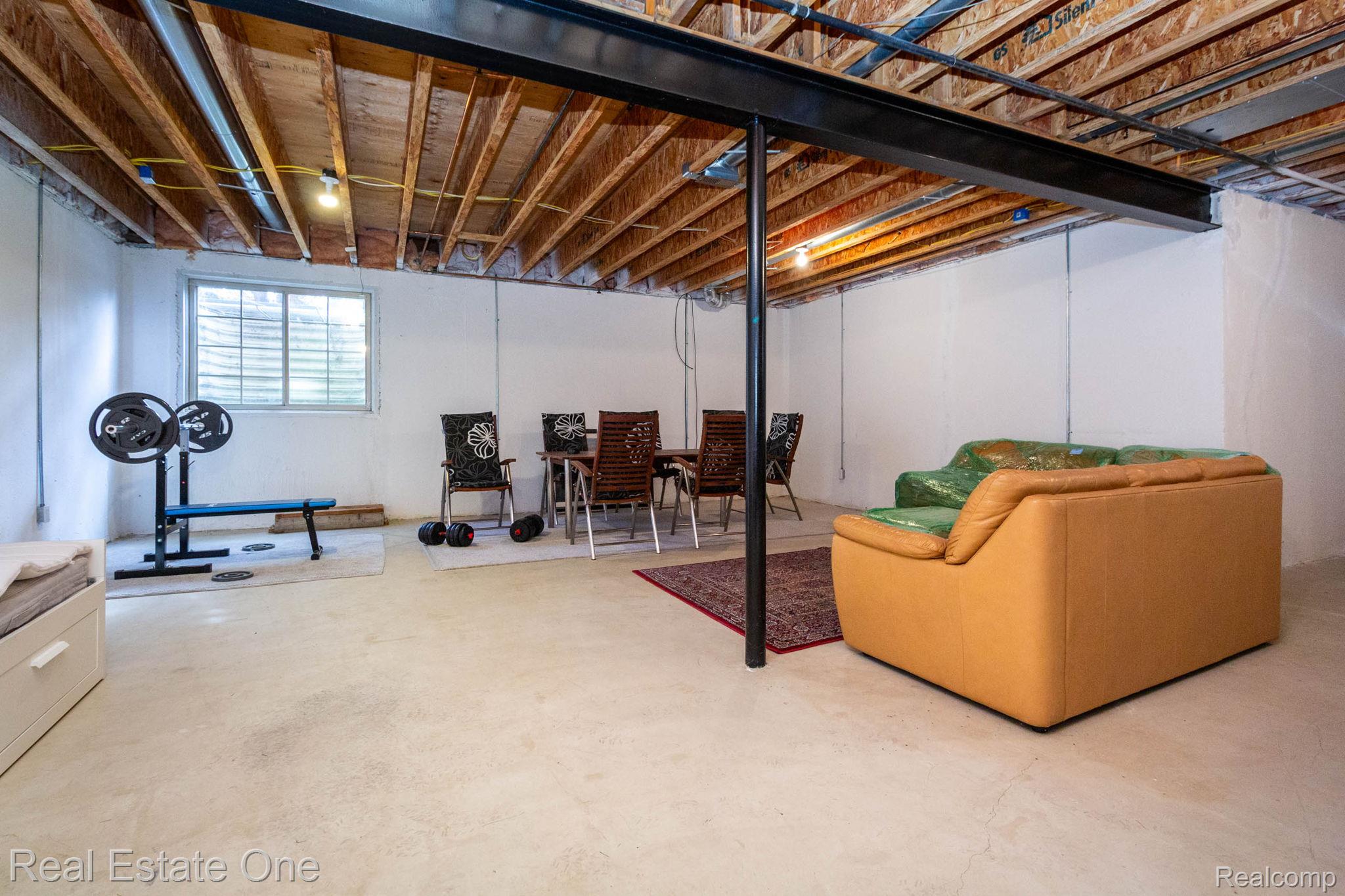 3585 Winding Brook Circle Unit: 89