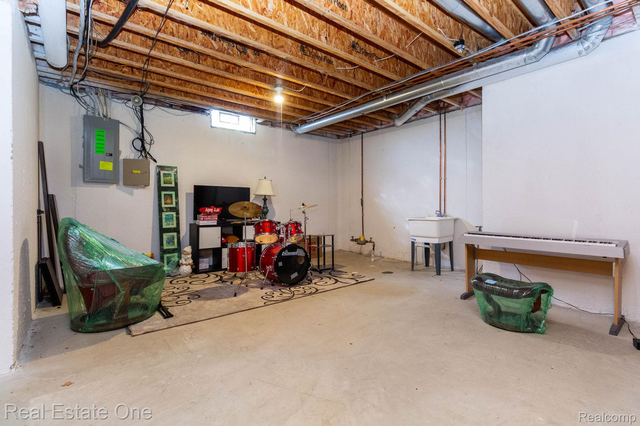3585 Winding Brook Circle Unit: 89