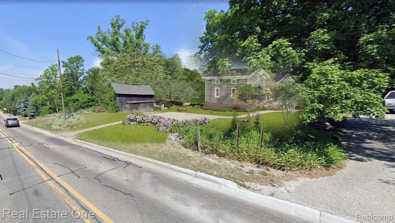 947 E Tienken Road