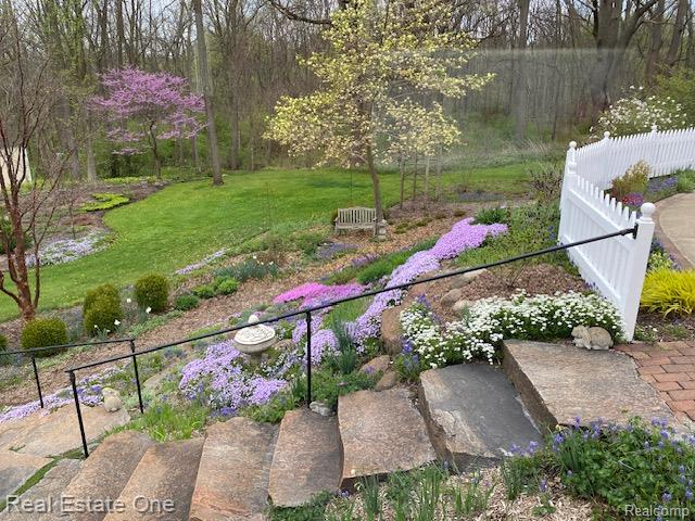 760 E Snell Road