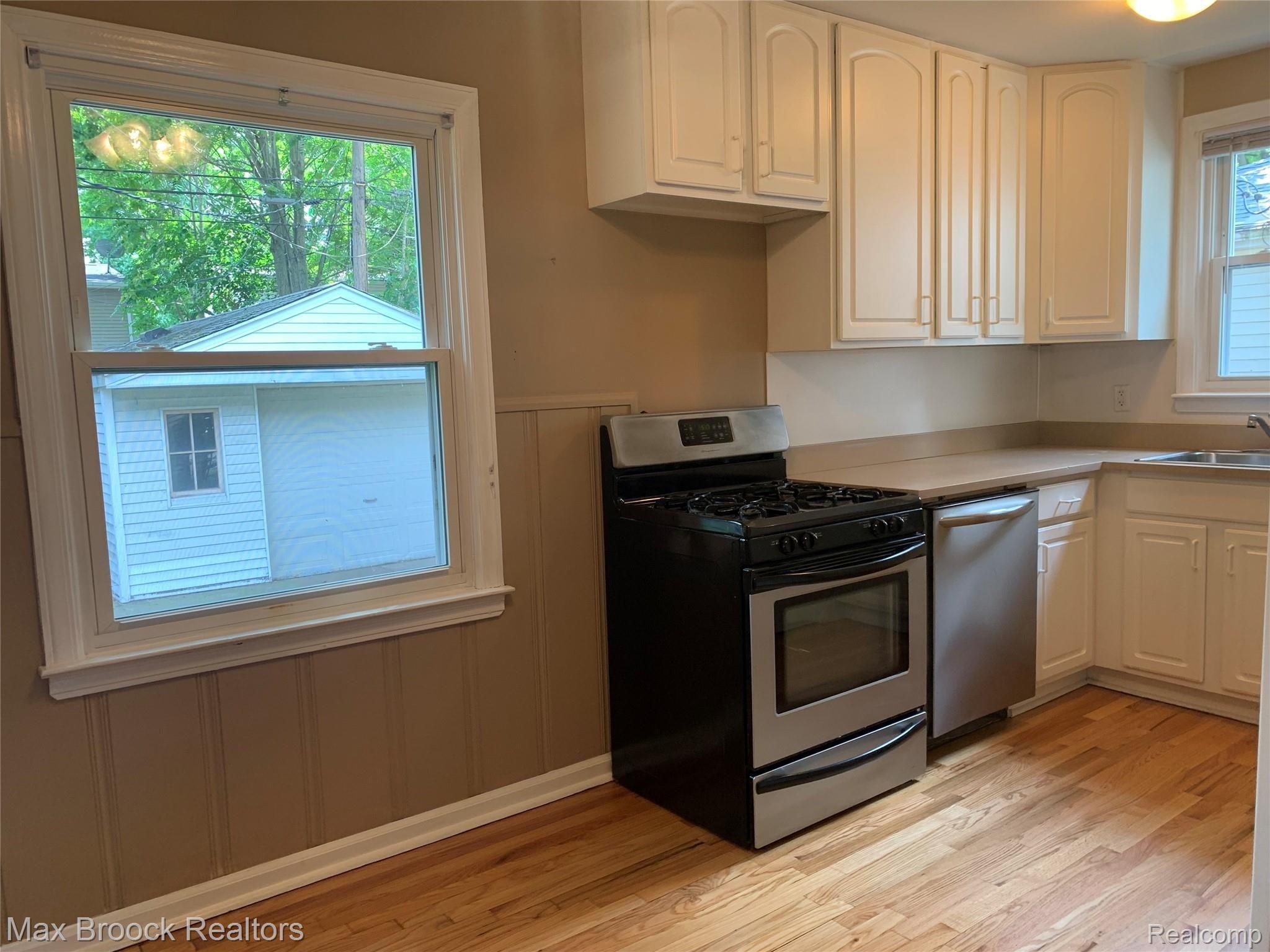 2014 BROCKTON Avenue