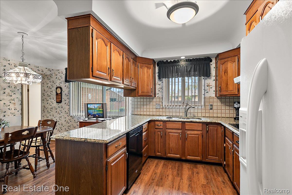 53223 Starlite Drive