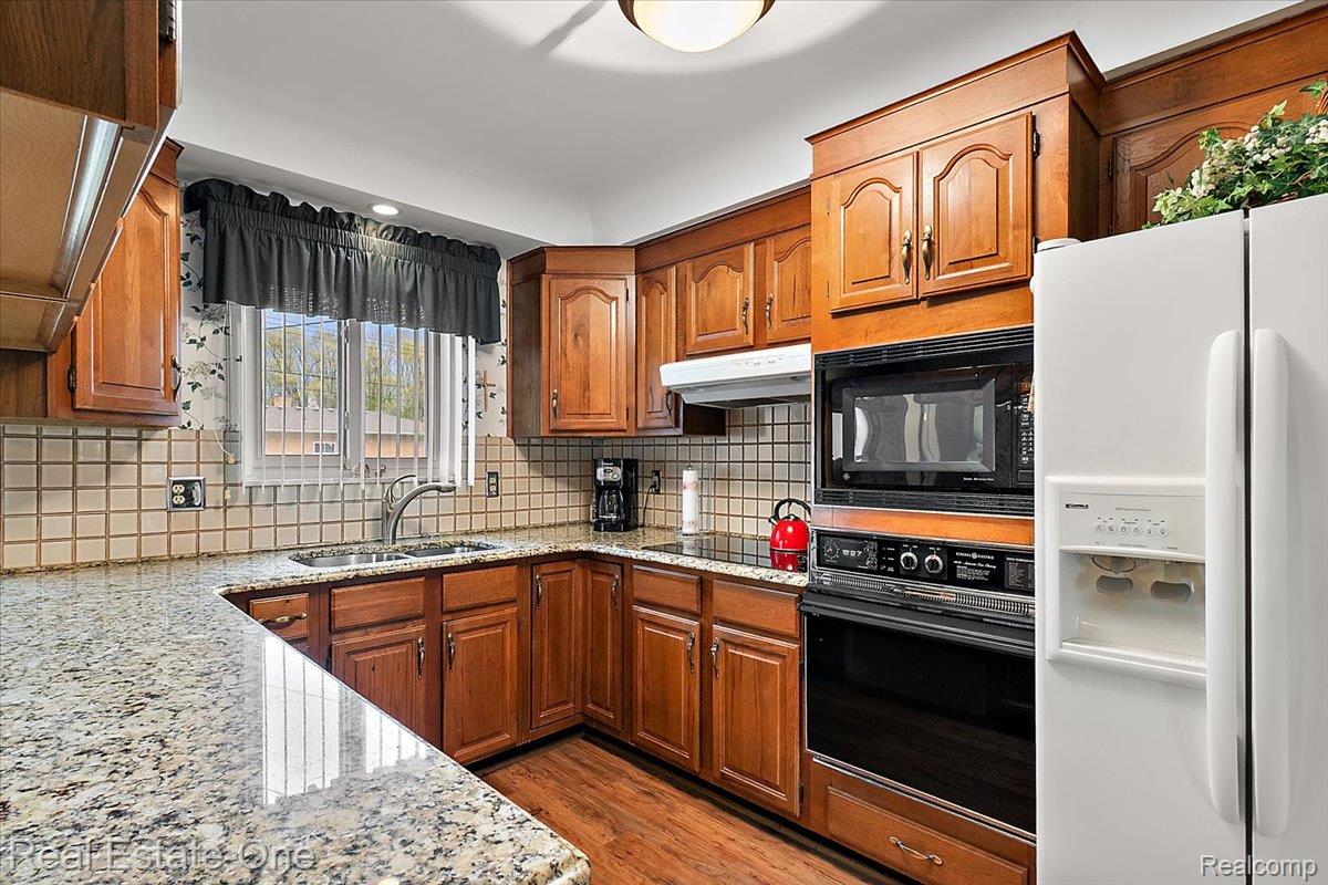 53223 Starlite Drive