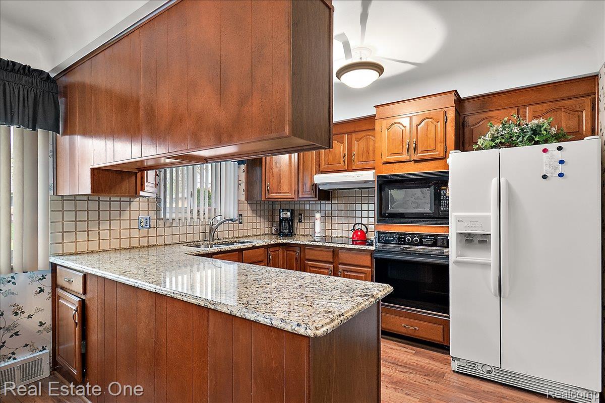 53223 Starlite Drive