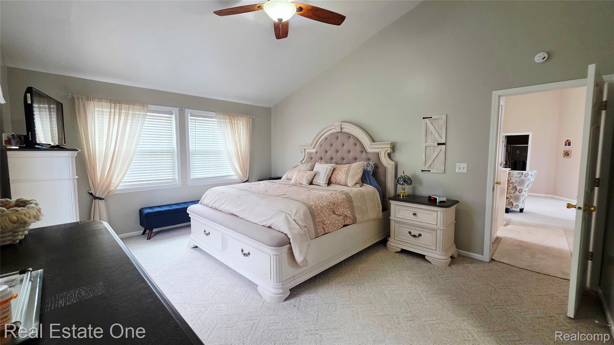 8751 Highland Ave Road