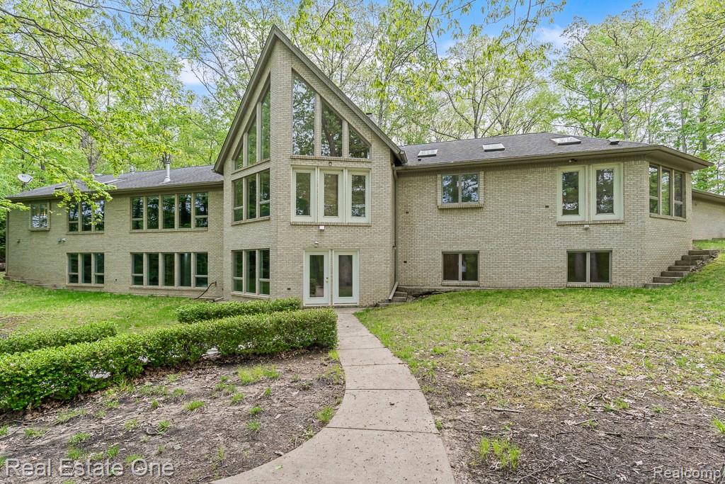 2670 Spring Grove Drive