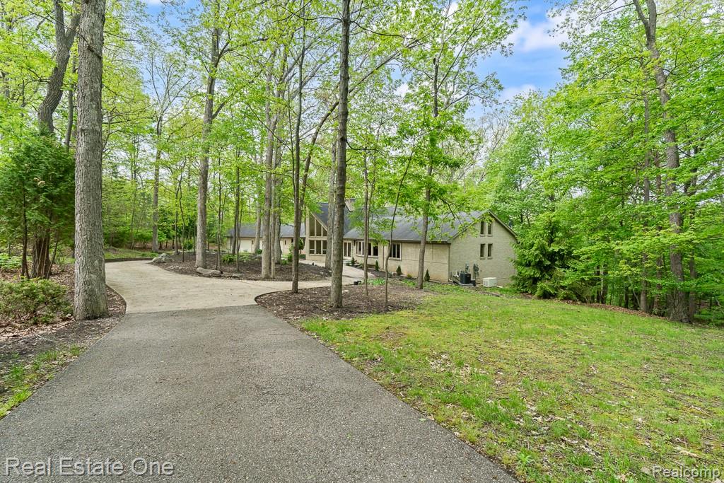 2670 Spring Grove Drive