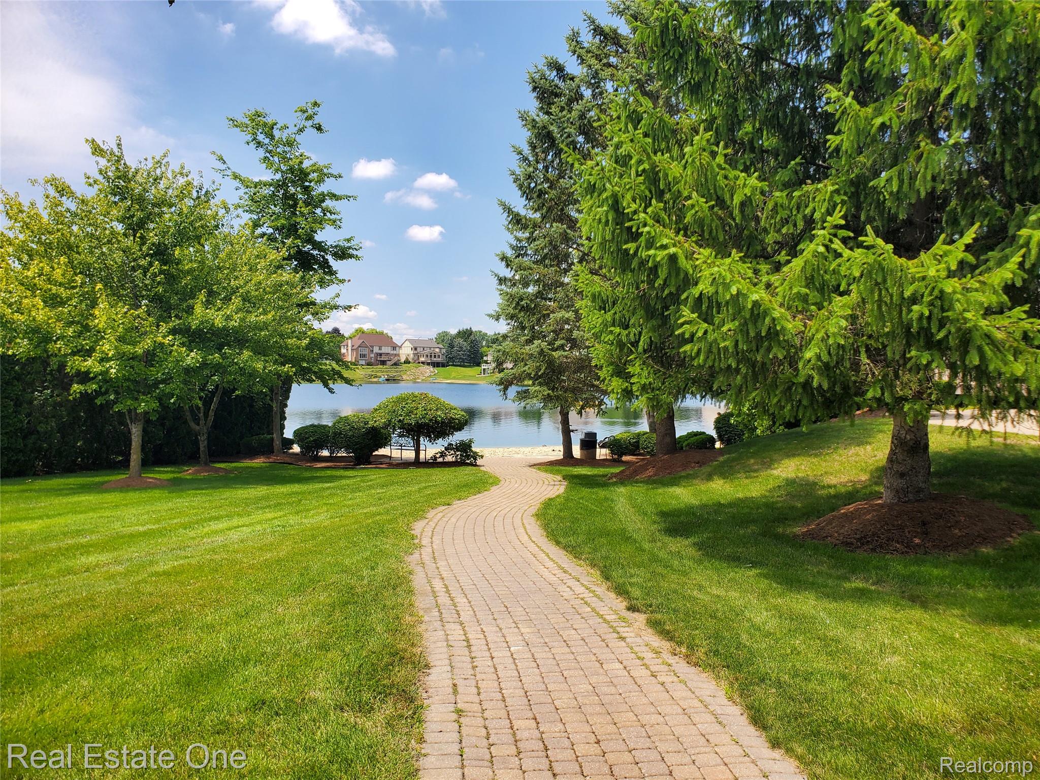 6595 Edith Court
