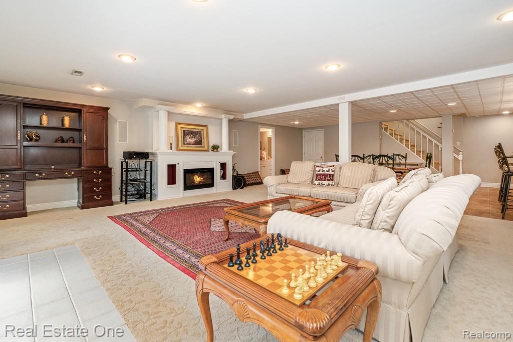 6595 Edith Court