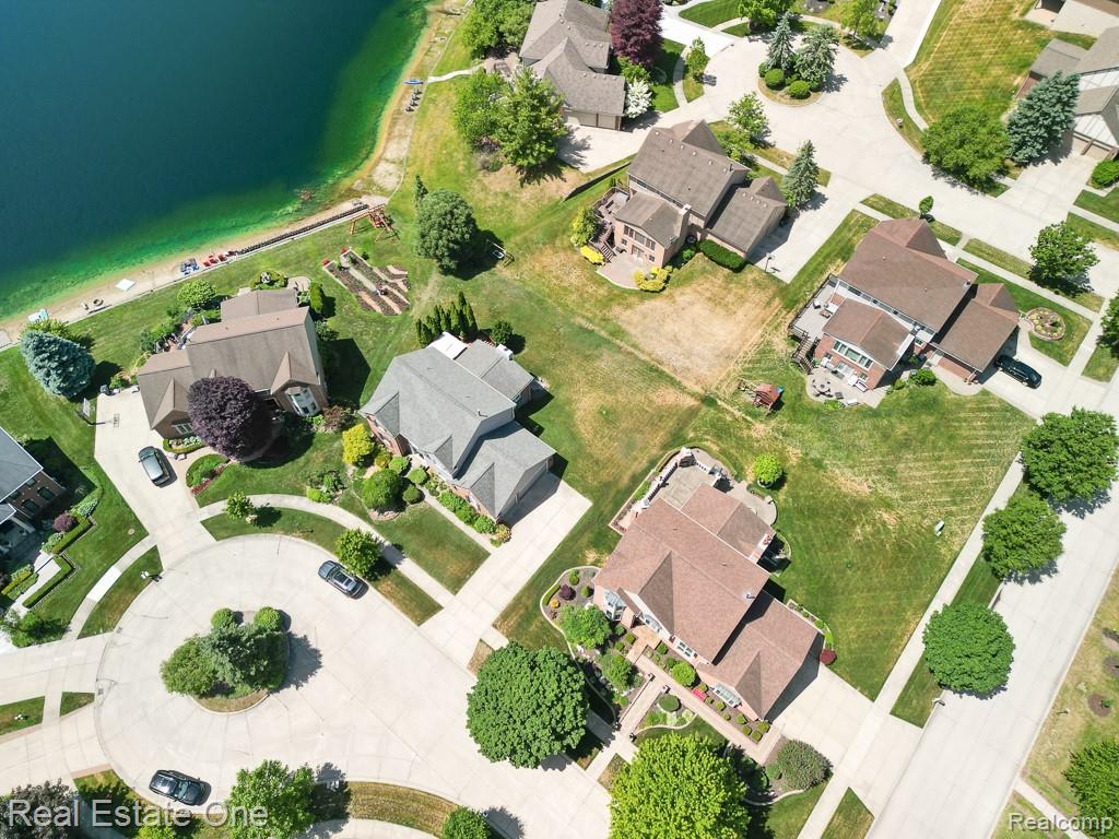 6595 Edith Court