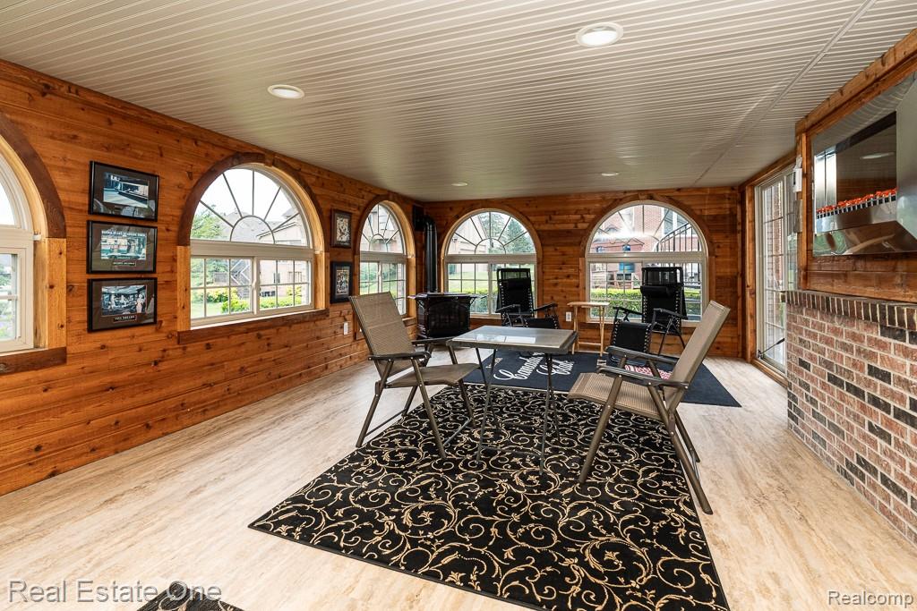 6595 Edith Court