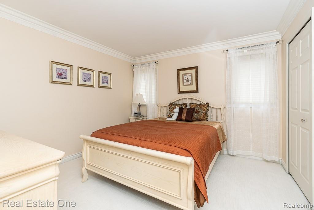 6595 Edith Court
