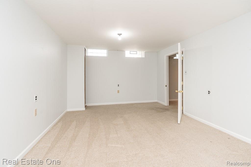 1157 Meadowcrest Drive
