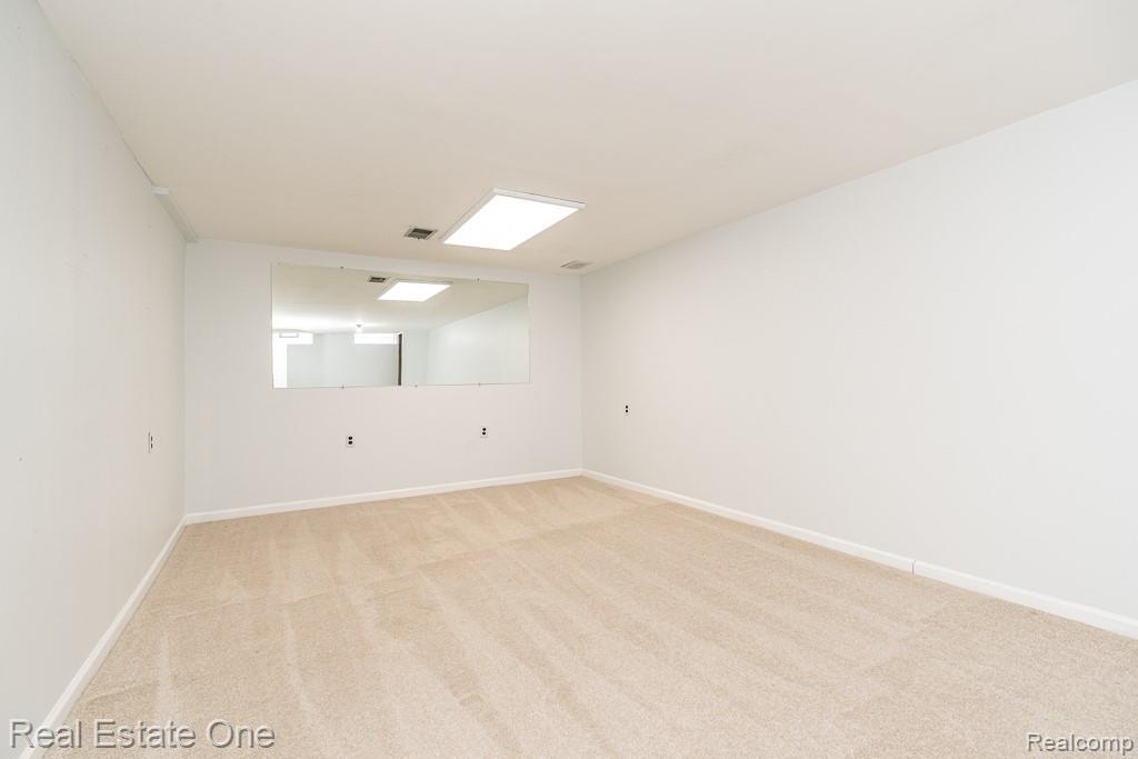1157 Meadowcrest Drive