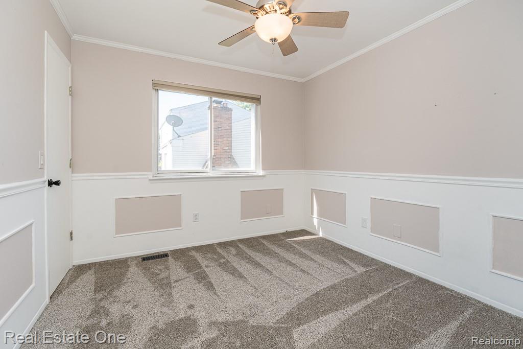 1157 Meadowcrest Drive