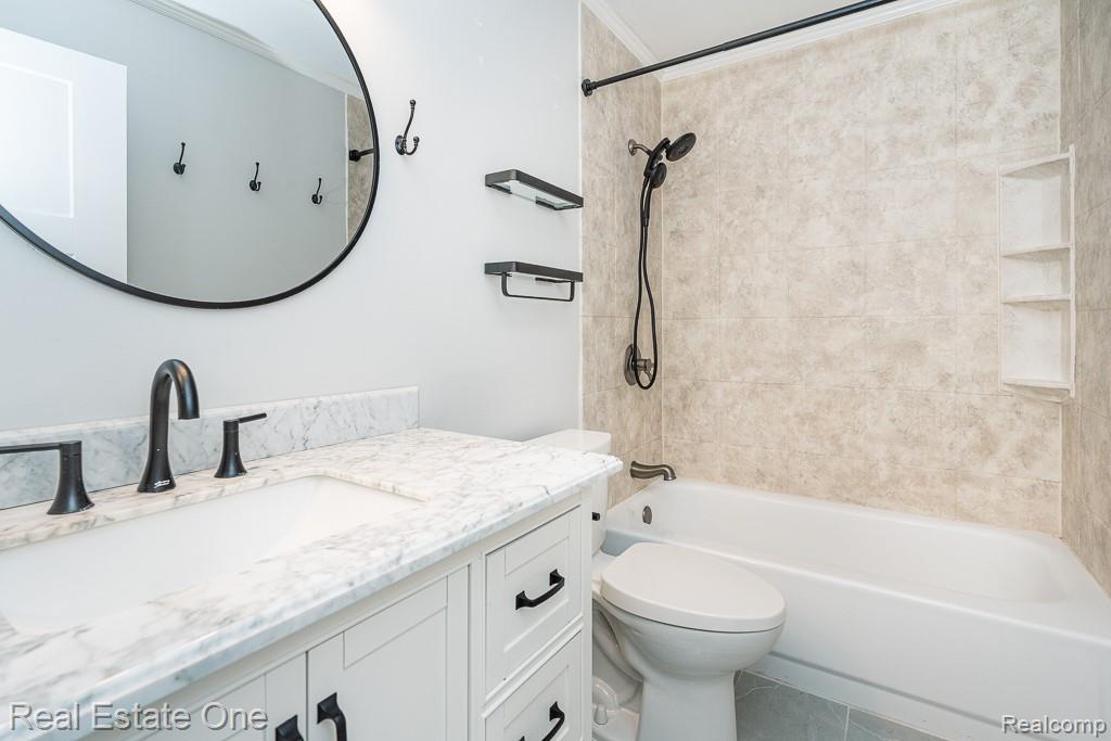 1157 Meadowcrest Drive