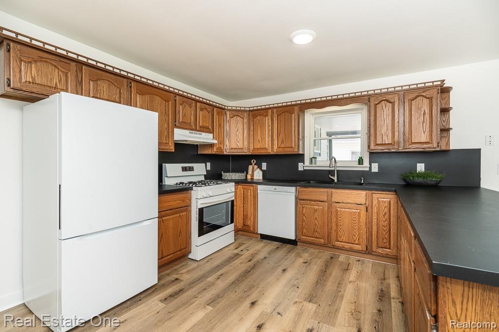 1056 Adams Road