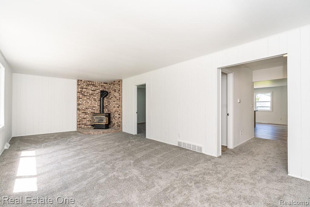 1056 Adams Road