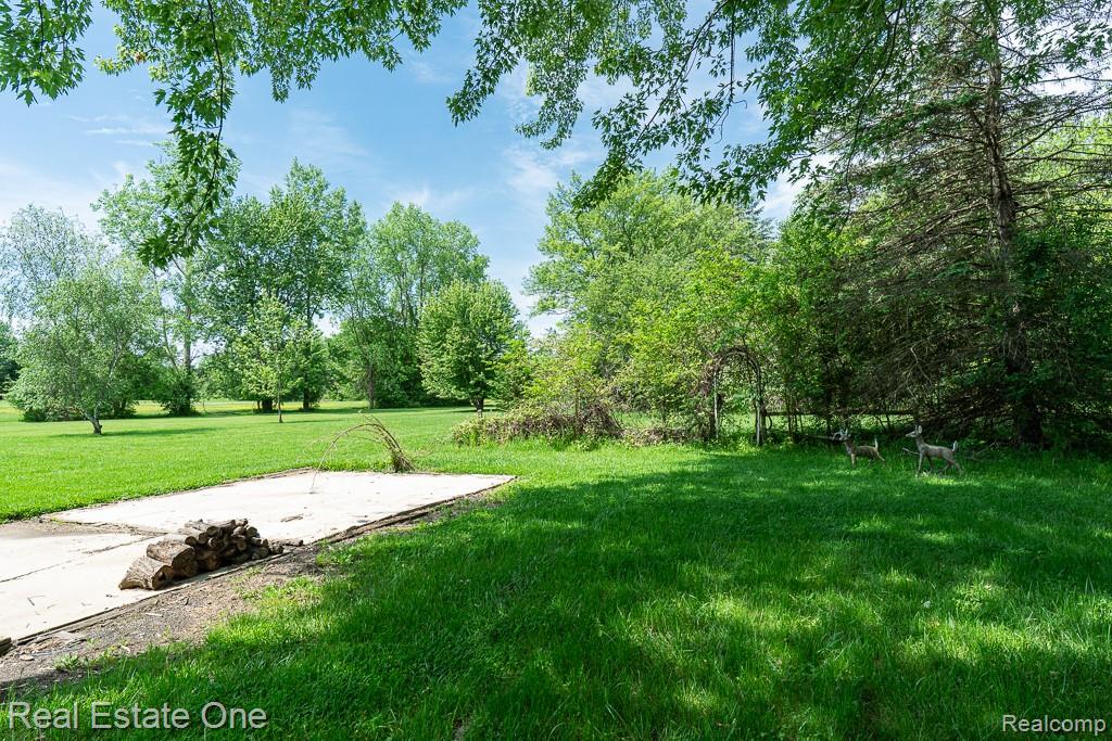 1056 Adams Road