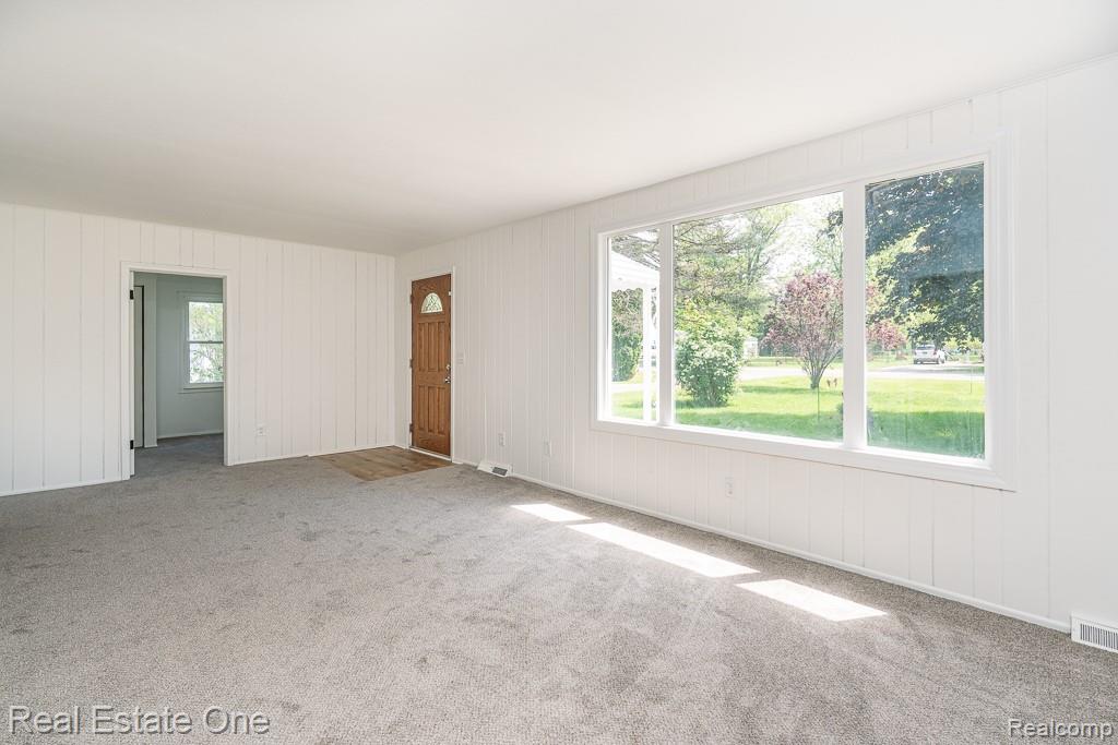 1056 Adams Road