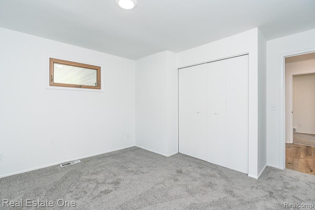 1056 Adams Road